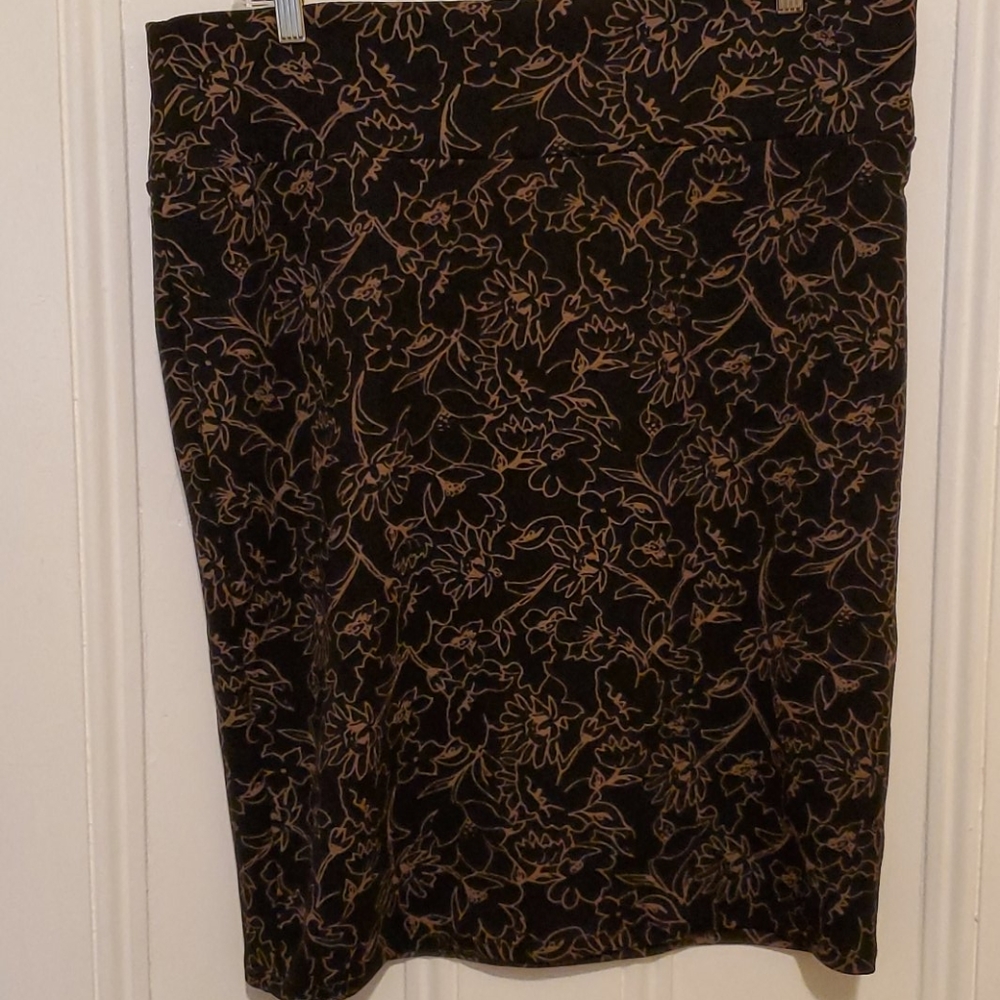 Lularoe 2xl cassie skirt